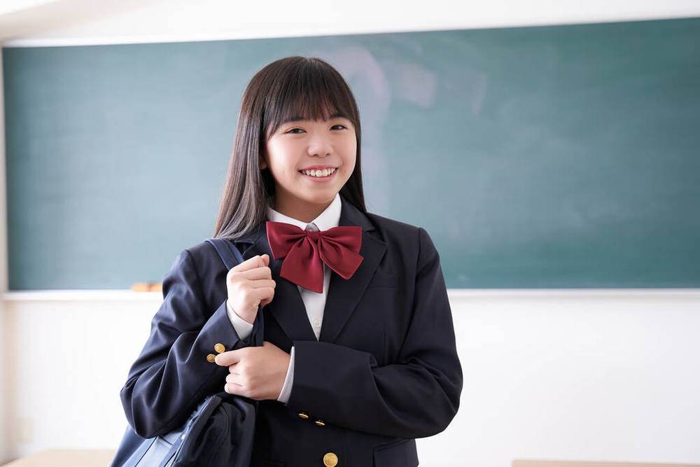 青岛黄海学院学费多少（青岛黄海学院学费多少钱一年）